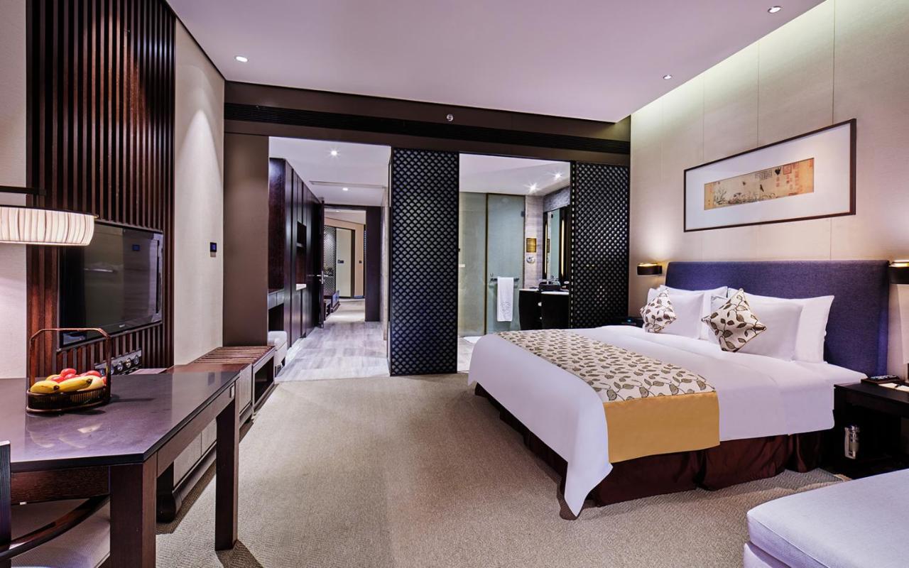 Shenzhen Castle Hotel Exterior photo